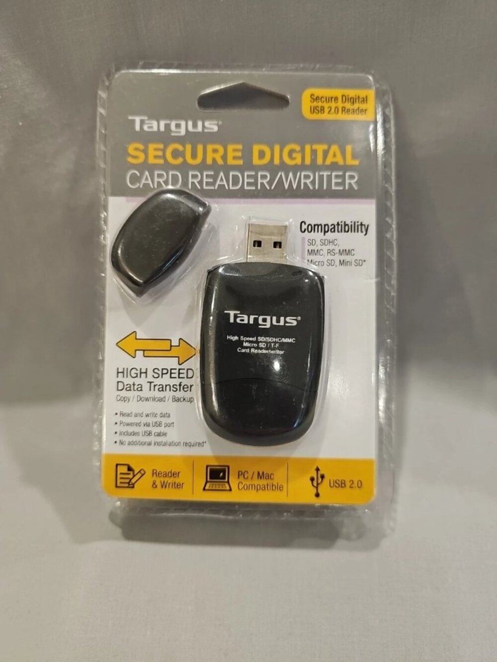 Targus Secure Digital USB 2.0 Card Reader/Writer with Cable - PC/Mac High Speed